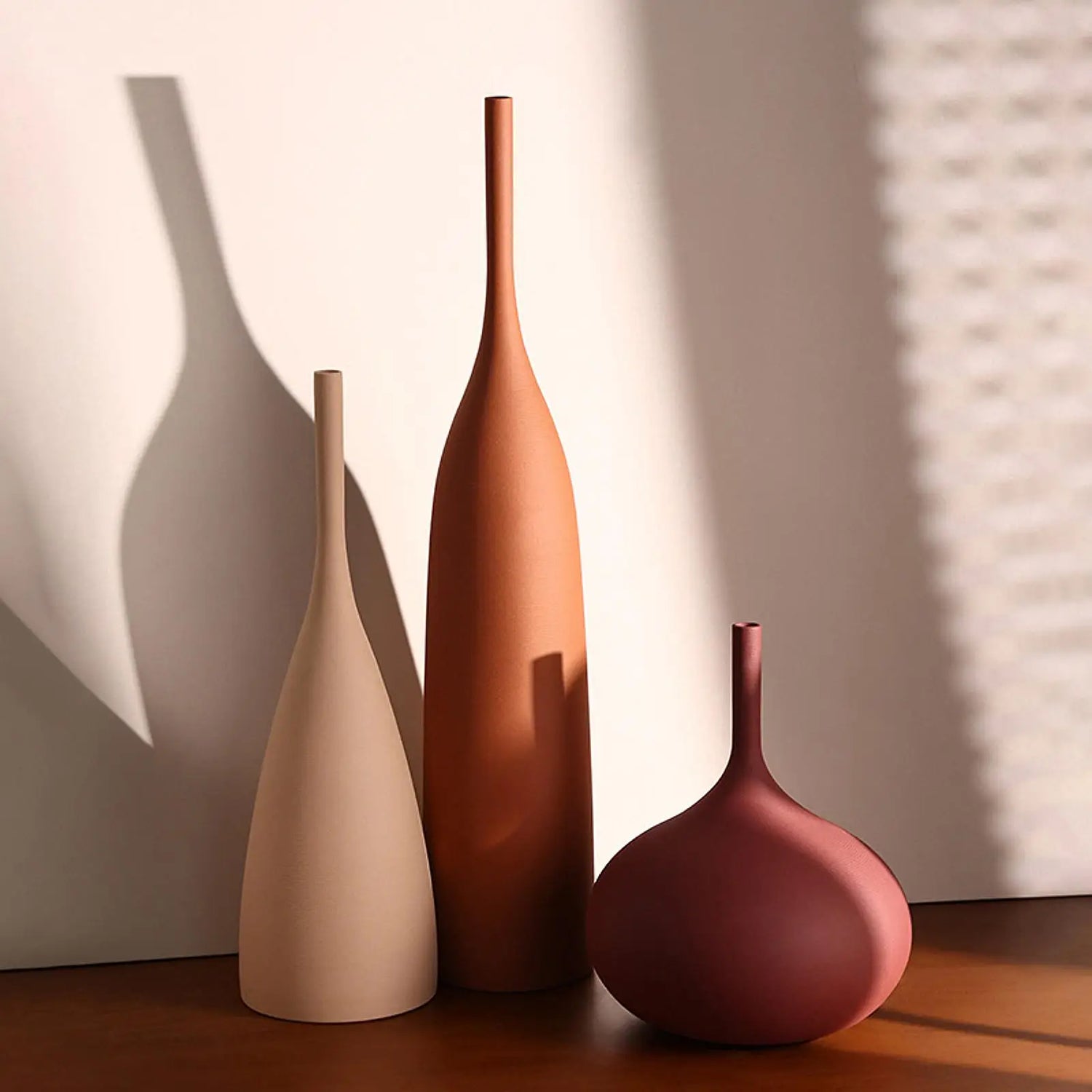 Vase en Porcelaine Minimaliste – Élégance Monochrome Intemporelle