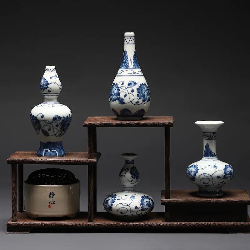 Vase en Porcelaine Bleu & Blanc – Élégance Intemporelle